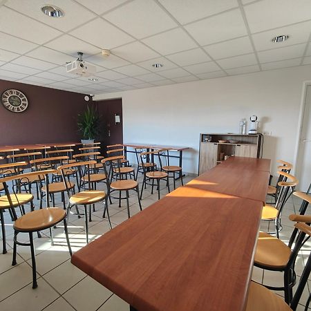 Cit'Hotel Restaurant Du Bowling De Мийо Екстериор снимка
