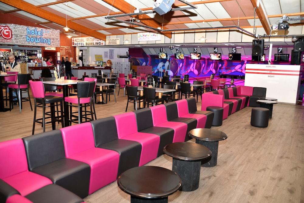 Cit'Hotel Restaurant Du Bowling De Мийо Екстериор снимка