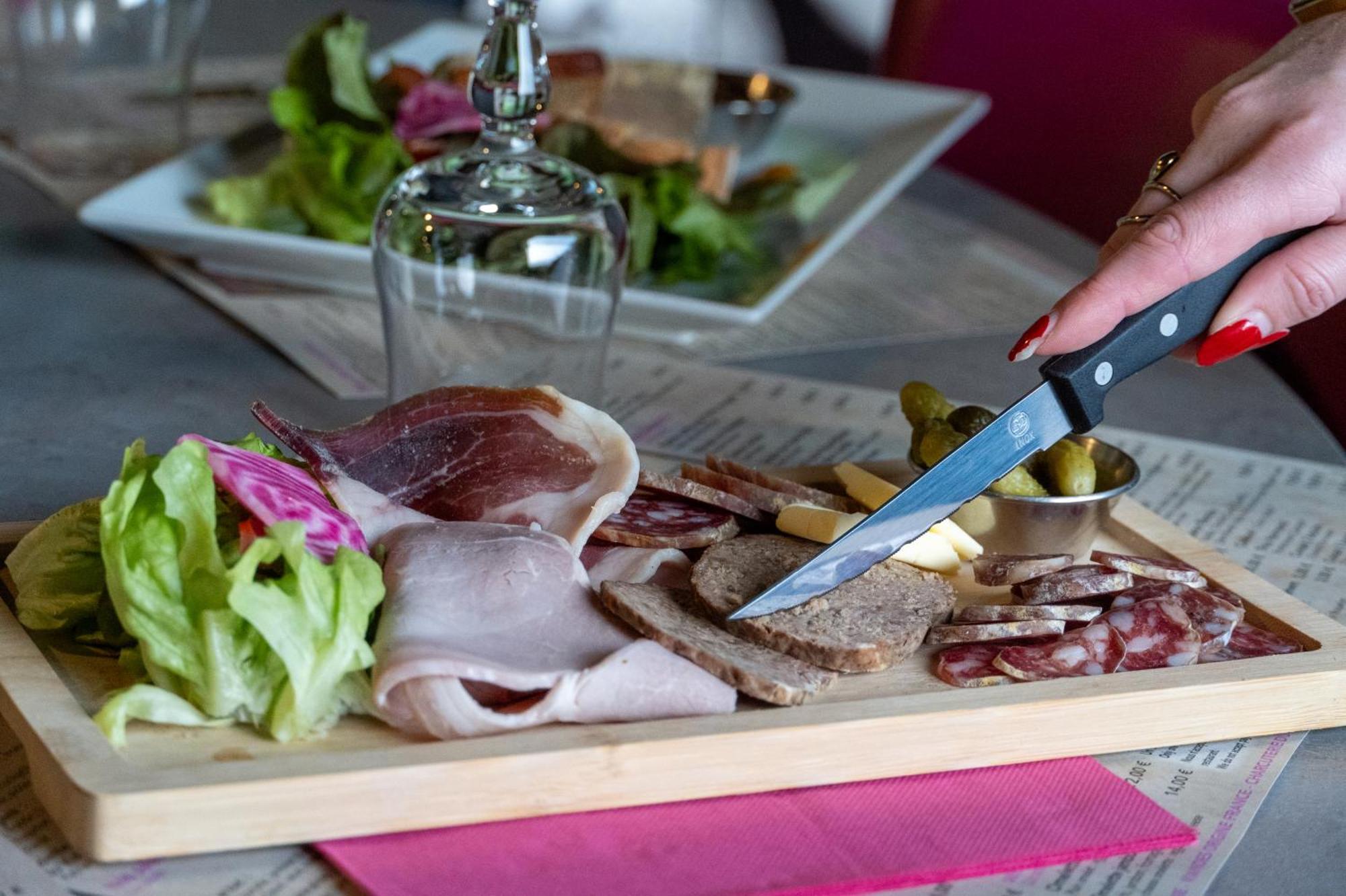 Cit'Hotel Restaurant Du Bowling De Мийо Екстериор снимка