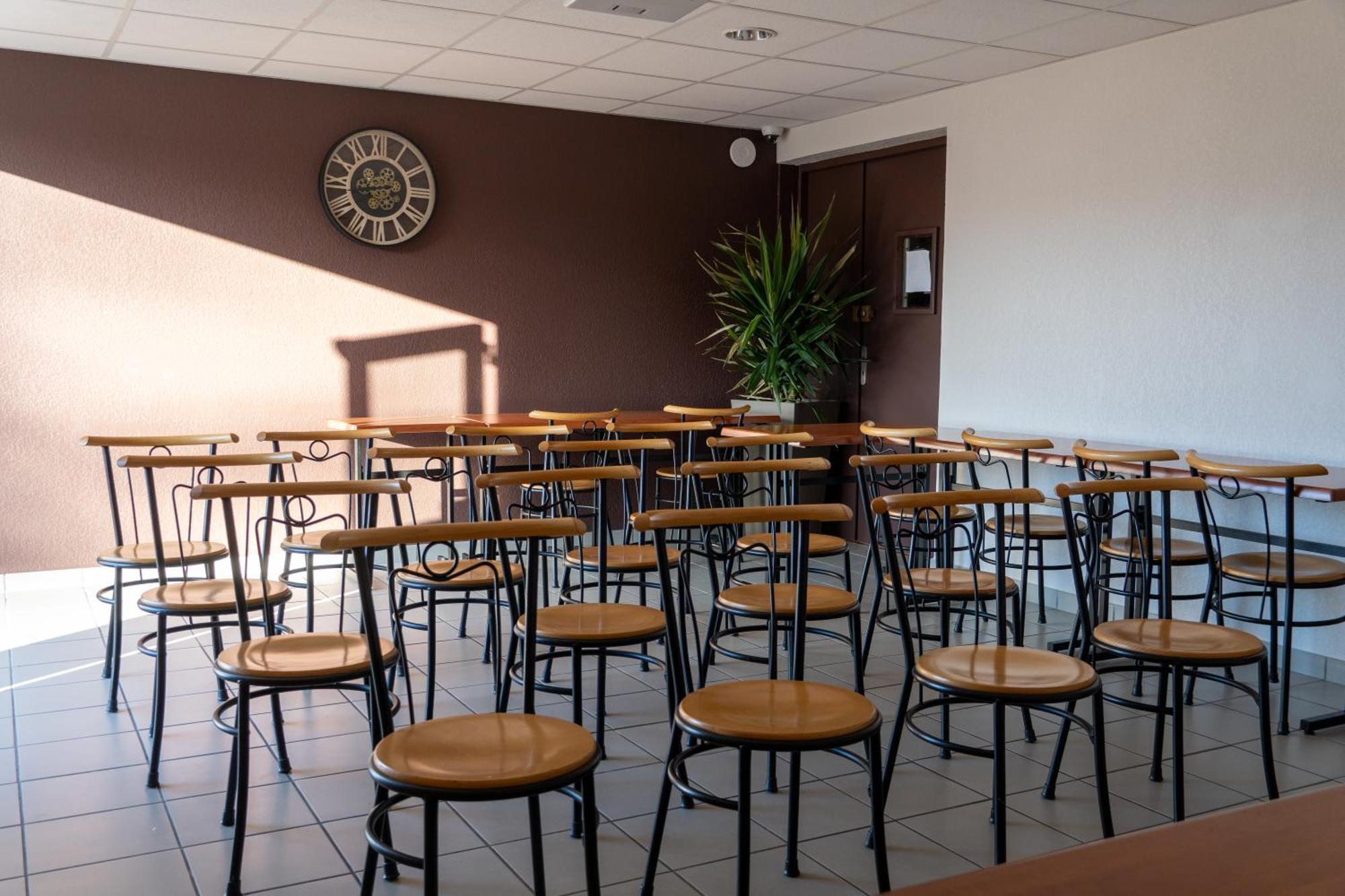 Cit'Hotel Restaurant Du Bowling De Мийо Екстериор снимка
