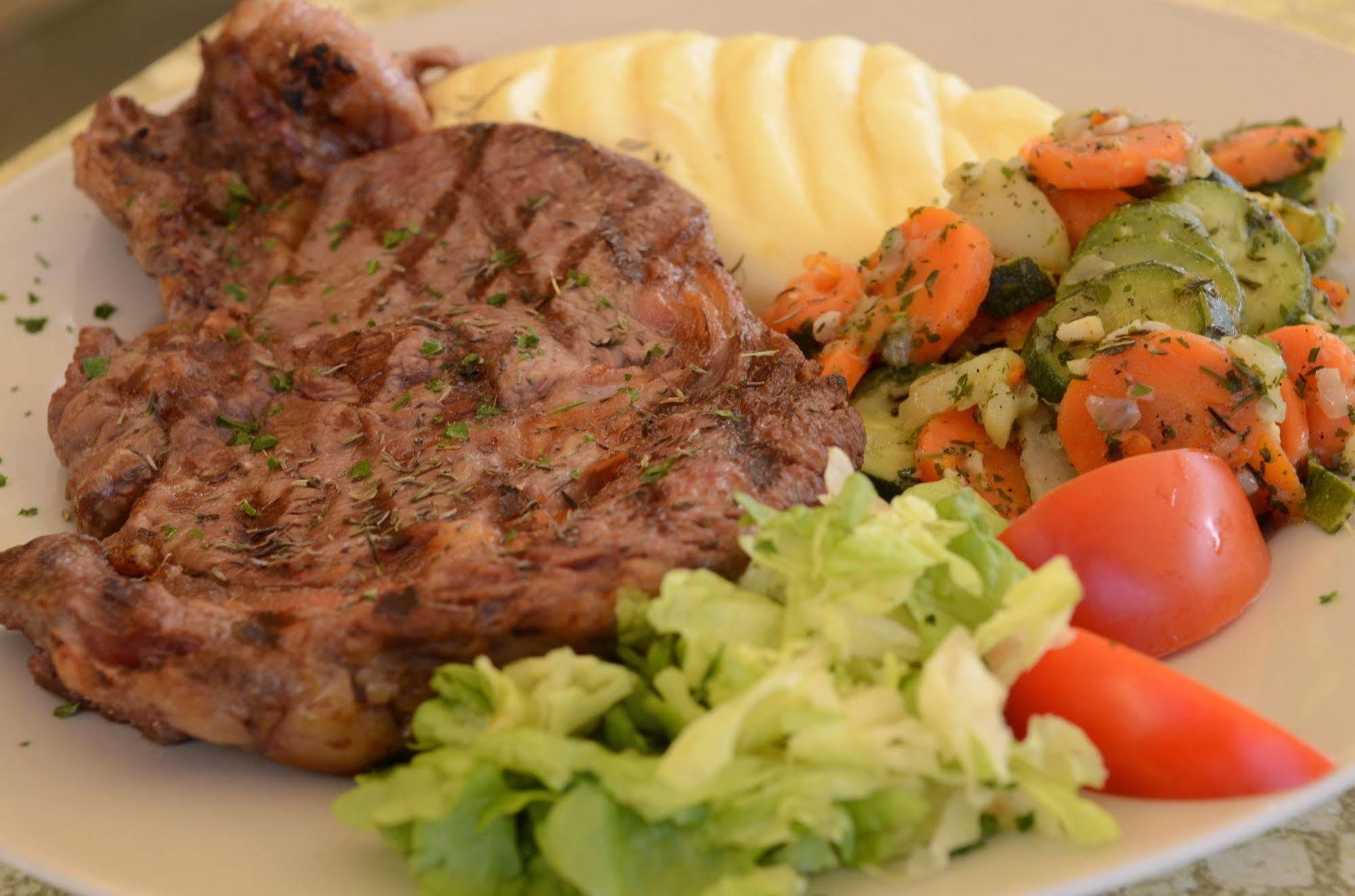 Cit'Hotel Restaurant Du Bowling De Мийо Екстериор снимка